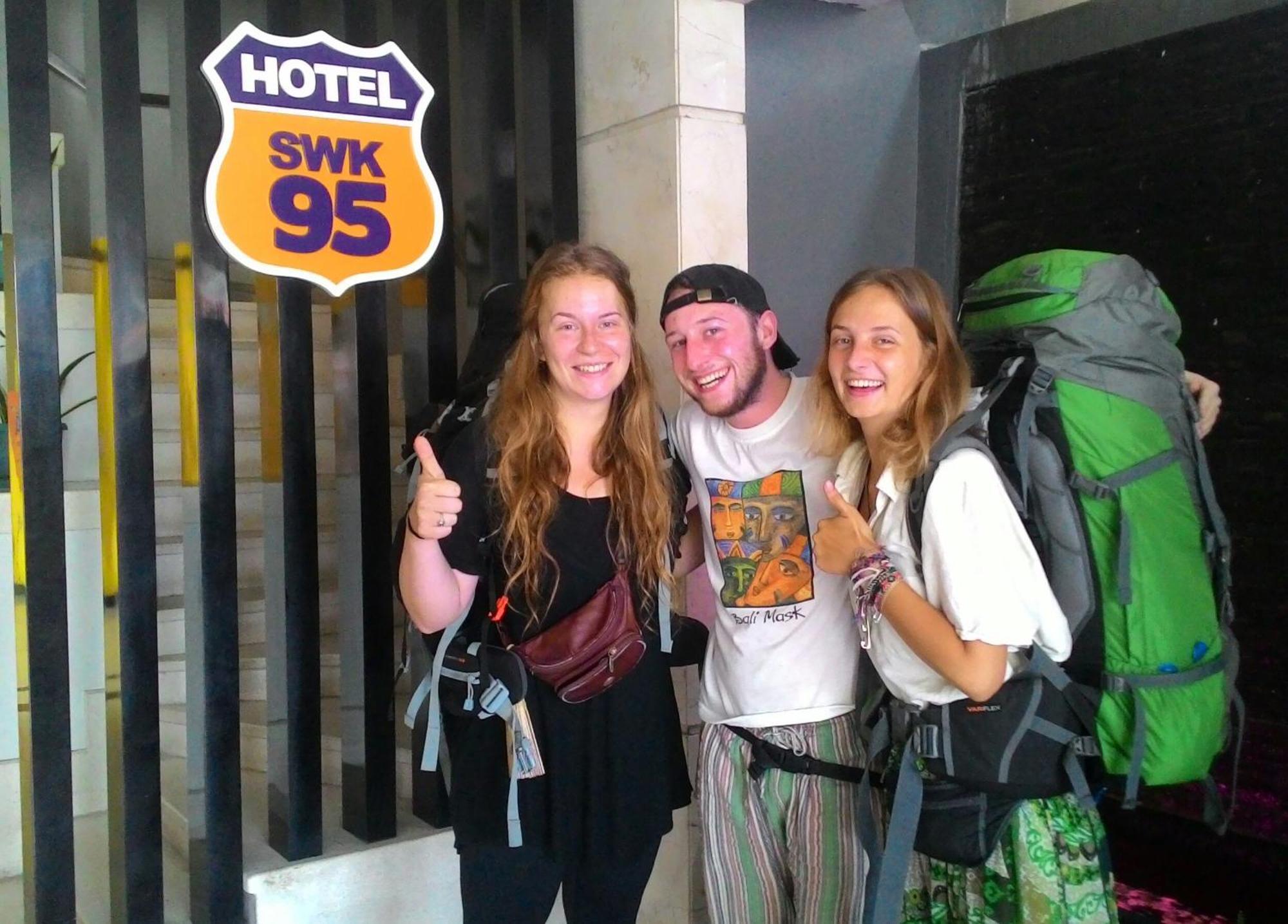 Swk 95 Hotel Surabaya Dış mekan fotoğraf