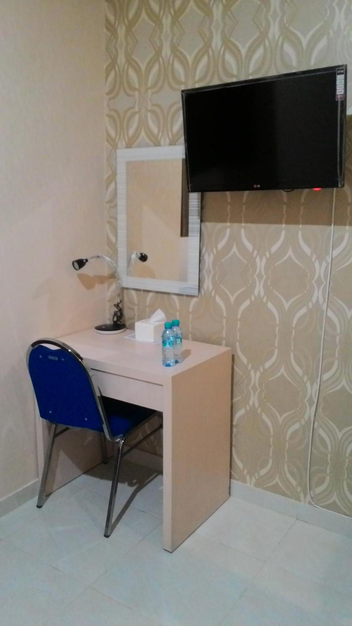 Swk 95 Hotel Surabaya Dış mekan fotoğraf