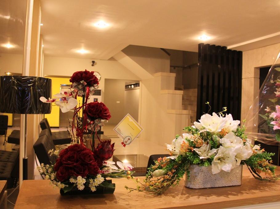 Swk 95 Hotel Surabaya Dış mekan fotoğraf