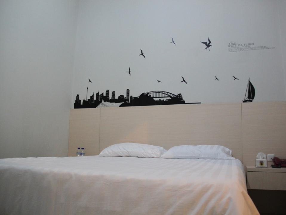 Swk 95 Hotel Surabaya Dış mekan fotoğraf